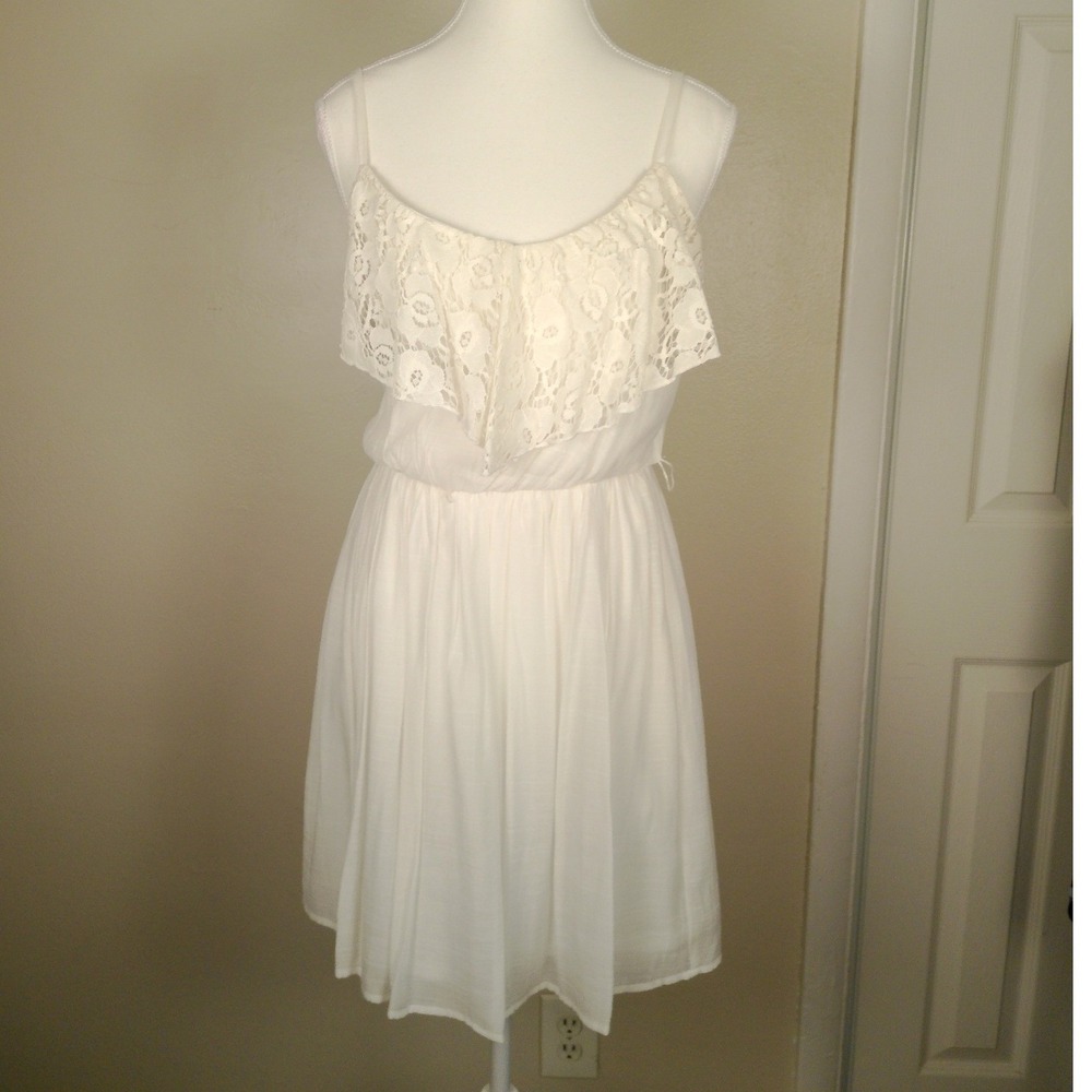 NWT BCX Dress Womens Ivory Lace Ruffle Spaghetti Strap Mini Dress Size‎ M